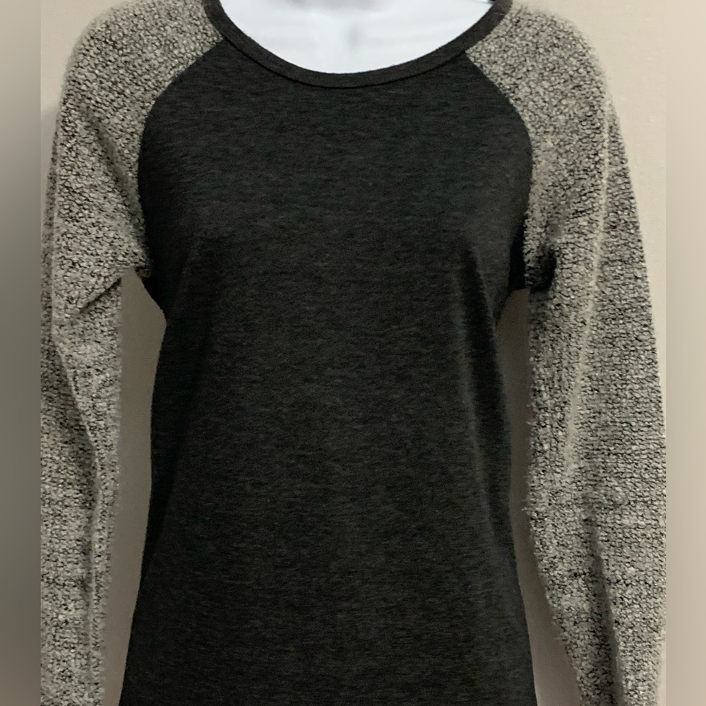 Twenty Second Two-Tone Gray Top